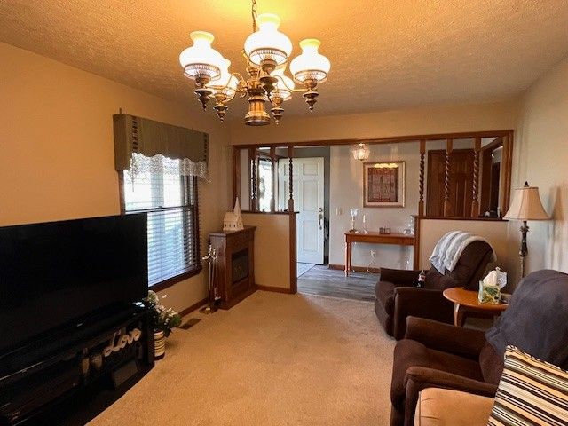 222 Victor Reiter Pkwy, Portland, TN 37148