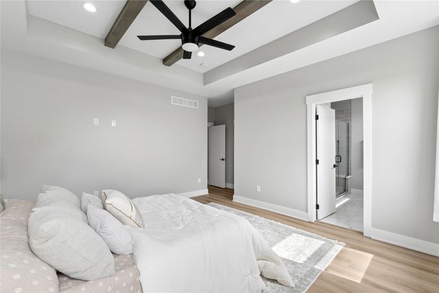 425 NW Woodmoor Drive, Waukee, IA 50263