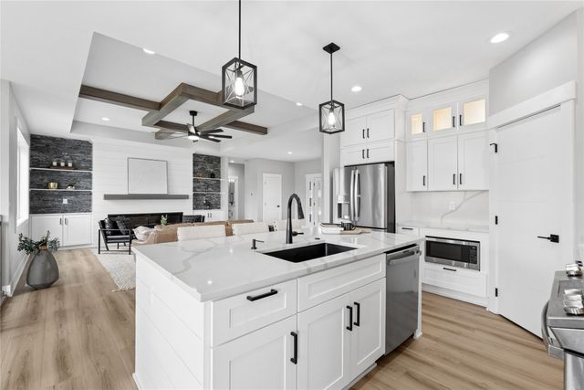 425 NW Woodmoor Drive, Waukee, IA 50263