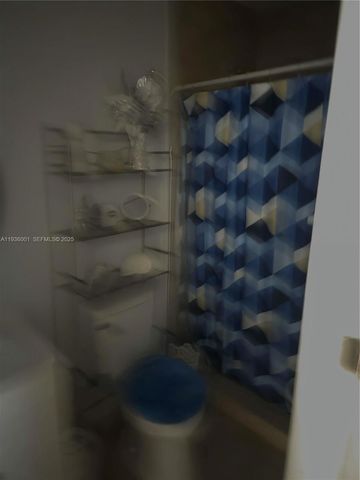 5031 NW 173rd St, Miami Gardens, FL 33055