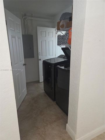 5031 NW 173rd St, Miami Gardens, FL 33055