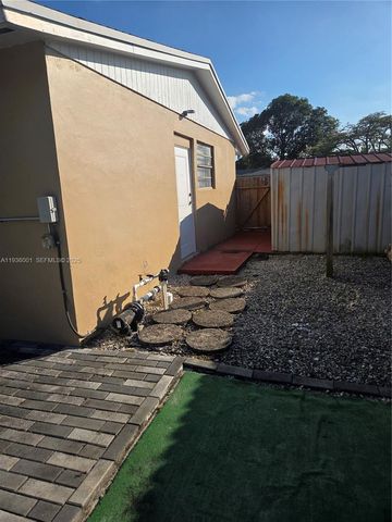 5031 NW 173rd St, Miami Gardens, FL 33055