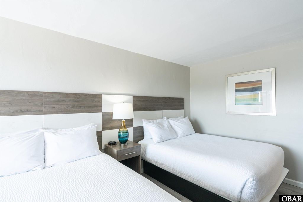 Image 11 of property listing at 205 Irvin Garrish Highway Unit 101, Ocracoke, NC 27960