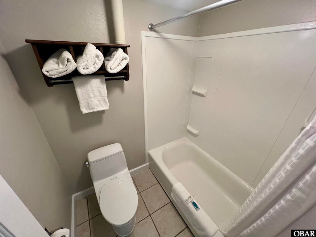 Image 20 of property listing at 205 Irvin Garrish Highway Unit 101, Ocracoke, NC 27960