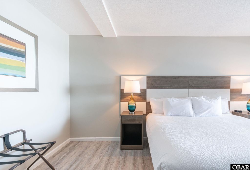 Image 7 of property listing at 205 Irvin Garrish Highway Unit 101, Ocracoke, NC 27960