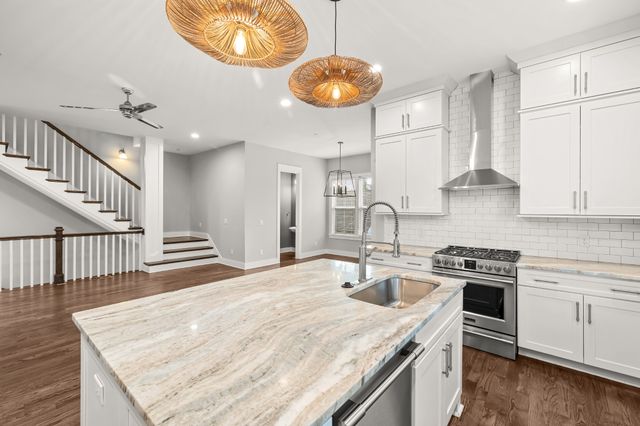 805 S 19th St, Nashville, TN 37206