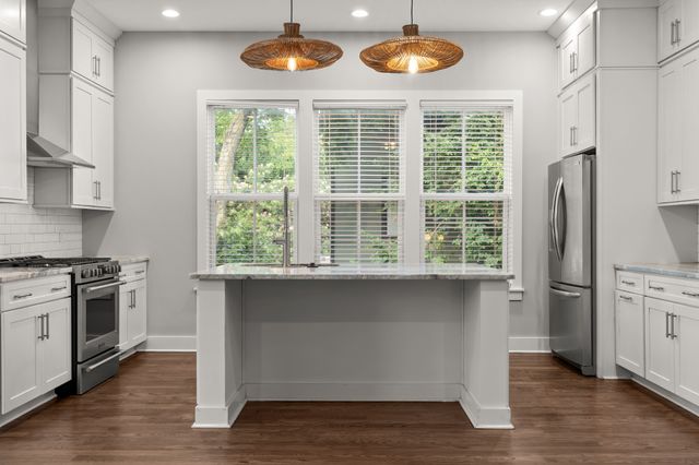 805 S 19th St, Nashville, TN 37206