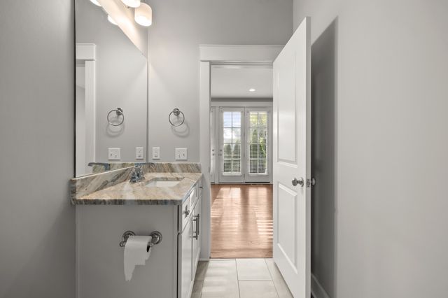 805 S 19th St, Nashville, TN 37206