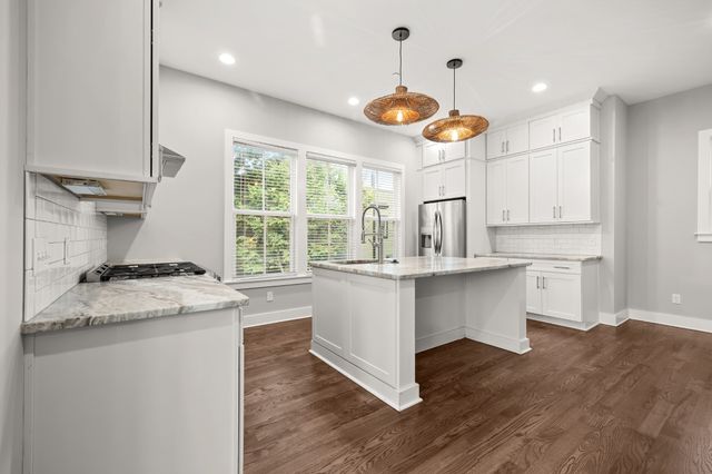 805 S 19th St, Nashville, TN 37206