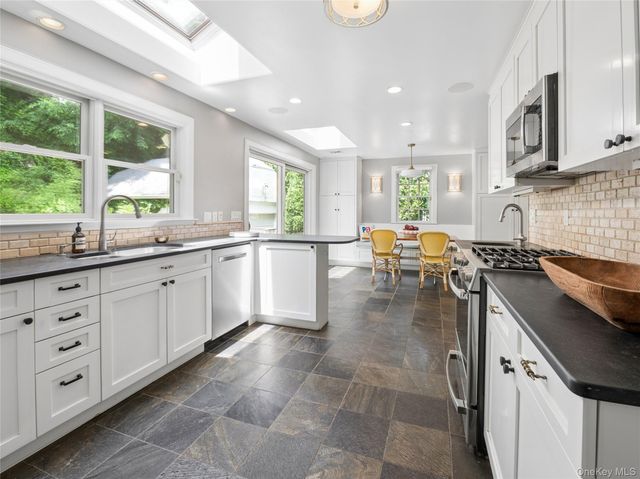 221 Highbrook Avenue, Pelham, NY 10803