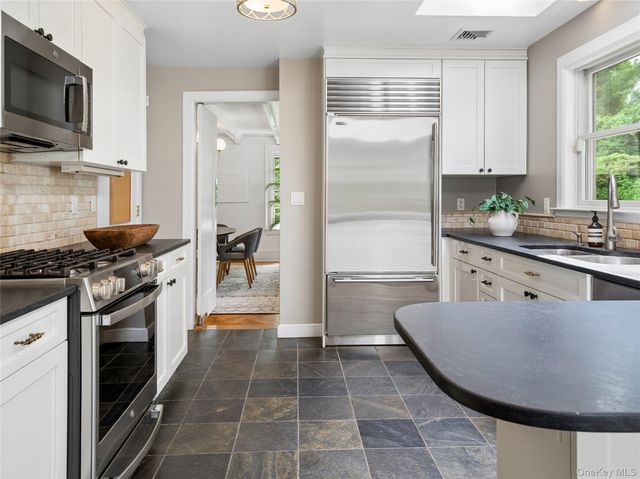 221 Highbrook Avenue, Pelham, NY 10803
