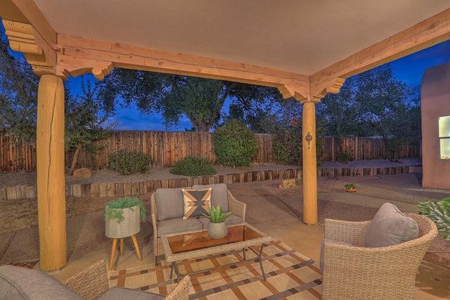 337 Nara Visa Court, Los Ranchos, NM 87107
