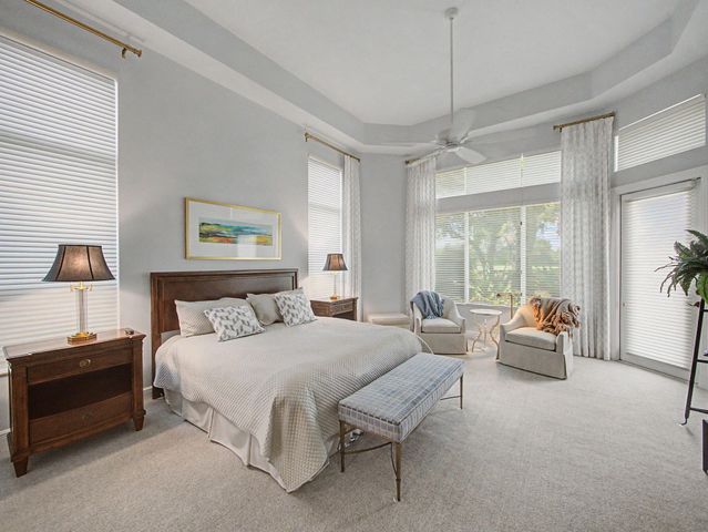 127 Vintageisle Lane, Palm Beach Gardens, FL 33418