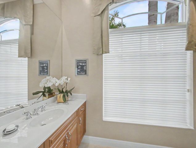 127 Vintageisle Lane, Palm Beach Gardens, FL 33418