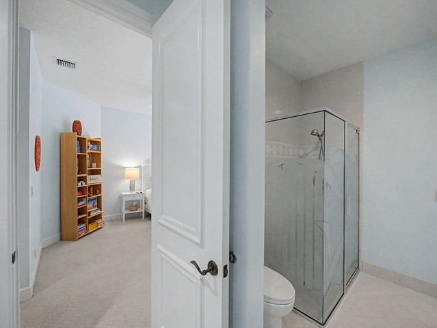 127 Vintageisle Lane, Palm Beach Gardens, FL 33418