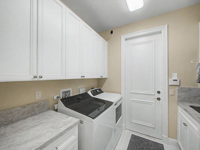 127 Vintageisle Lane, Palm Beach Gardens, FL 33418