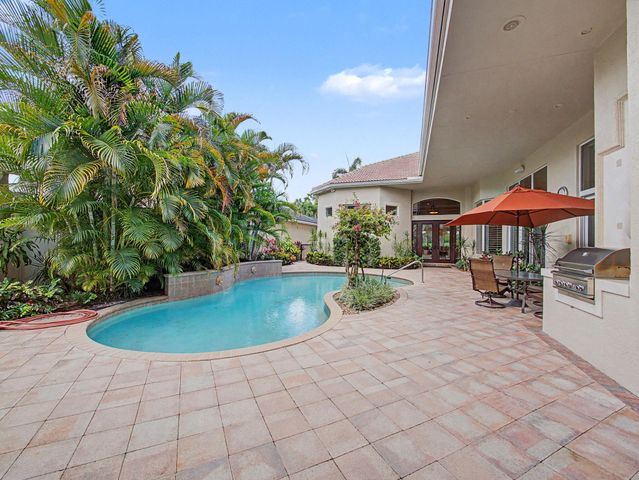 127 Vintageisle Lane, Palm Beach Gardens, FL 33418