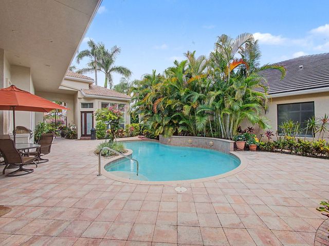 127 Vintageisle Lane, Palm Beach Gardens, FL 33418
