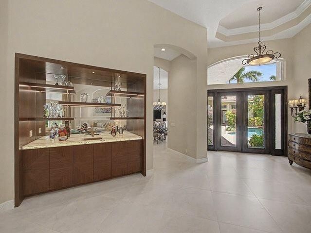 127 Vintageisle Lane, Palm Beach Gardens, FL 33418