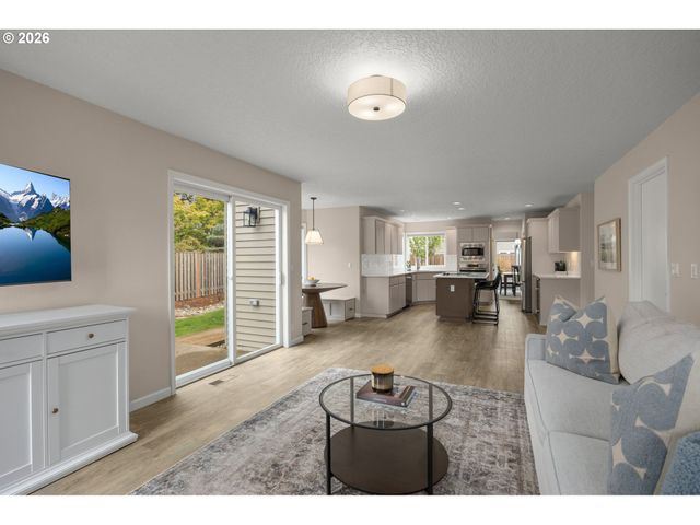 651 Ne KATHLEEN Ct, Hillsboro, OR 97124