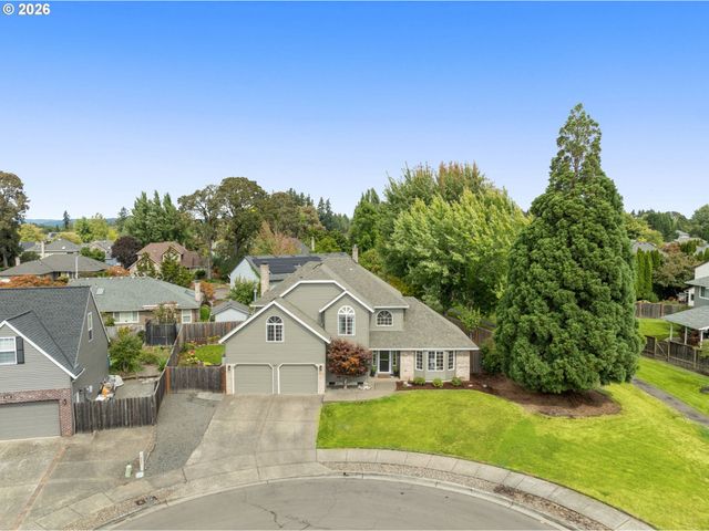 651 Ne KATHLEEN Ct, Hillsboro, OR 97124