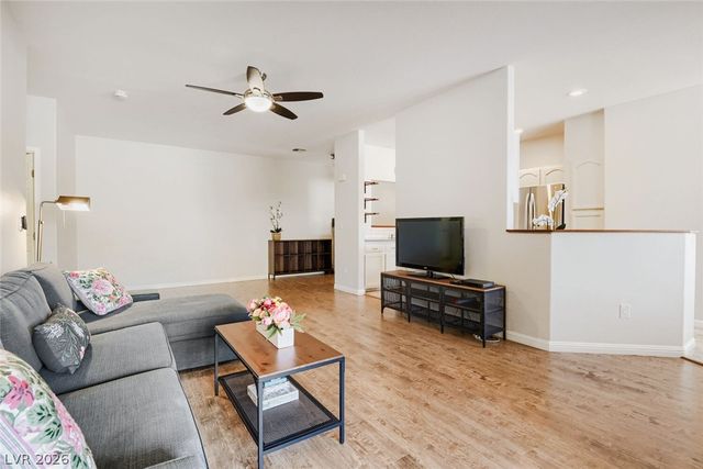 1700 Sky Of Red Drive 202, Las Vegas, NV 89128