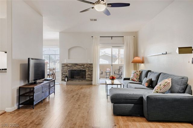1700 Sky Of Red Drive 202, Las Vegas, NV 89128