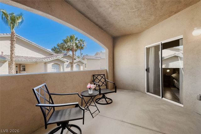 1700 Sky Of Red Drive 202, Las Vegas, NV 89128
