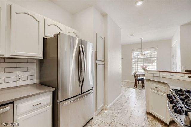 1700 Sky Of Red Drive 202, Las Vegas, NV 89128