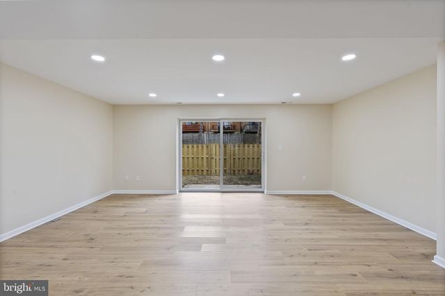 7388 HICKORY LOG CIR, Columbia, MD 21045