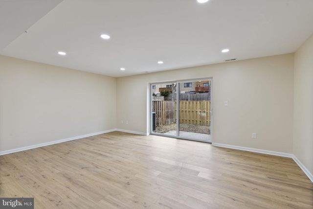 7388 HICKORY LOG CIR, Columbia, MD 21045