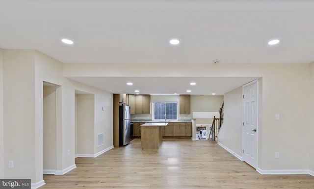 7388 HICKORY LOG CIR, Columbia, MD 21045