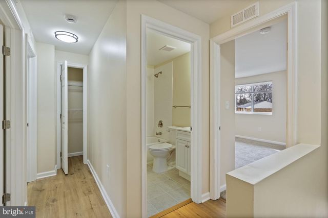 7388 HICKORY LOG CIR, Columbia, MD 21045