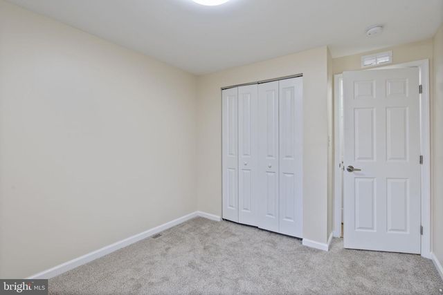 7388 HICKORY LOG CIR, Columbia, MD 21045