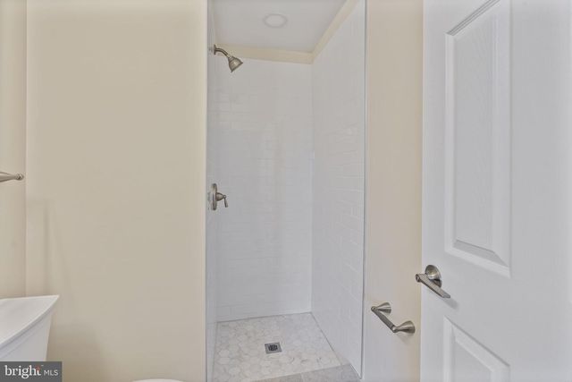 7388 HICKORY LOG CIR, Columbia, MD 21045