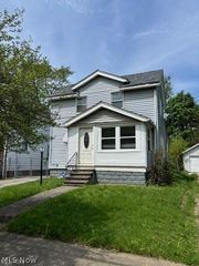 10613 Nelson Avenue, Cleveland, OH 44105