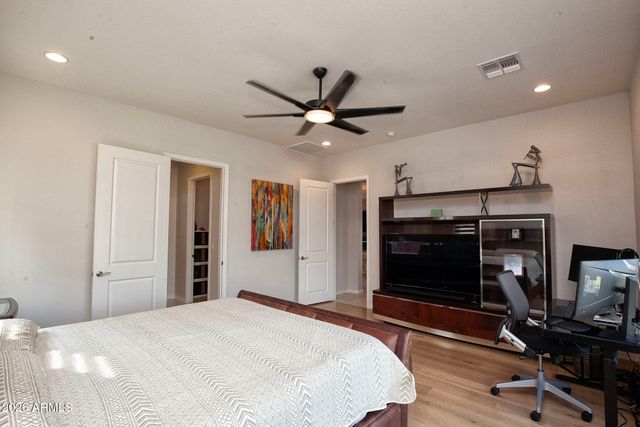 20276 N Wagner Wash Drive, Buckeye, AZ 85396