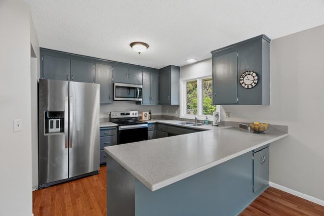 9401 Briar Road, Bloomington, MN 55437