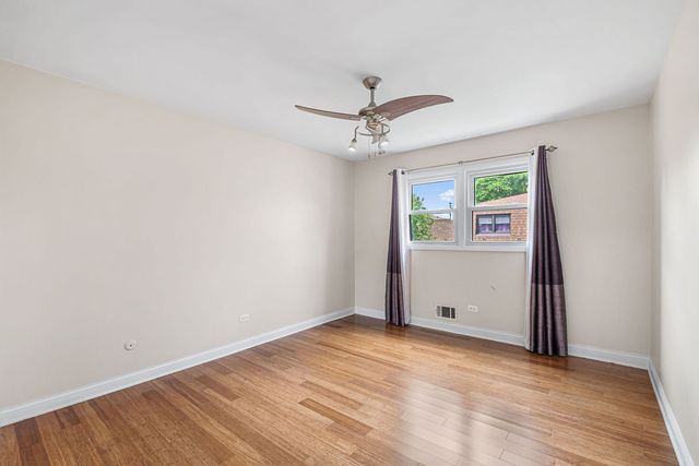 2747 Wilshire Lane, Northbrook, IL 60062