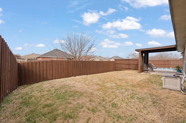 301 Rock Meadow Drive, Crowley, TX 76036
