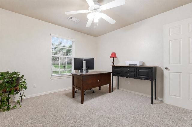 3644 W Clearwood Drive, Fayetteville, AR 72704
