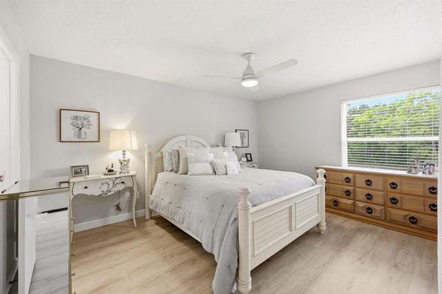 8227 SE Croft Circle K-7, Hobe Sound, FL 33455