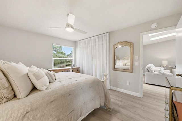 8227 SE Croft Circle K-7, Hobe Sound, FL 33455