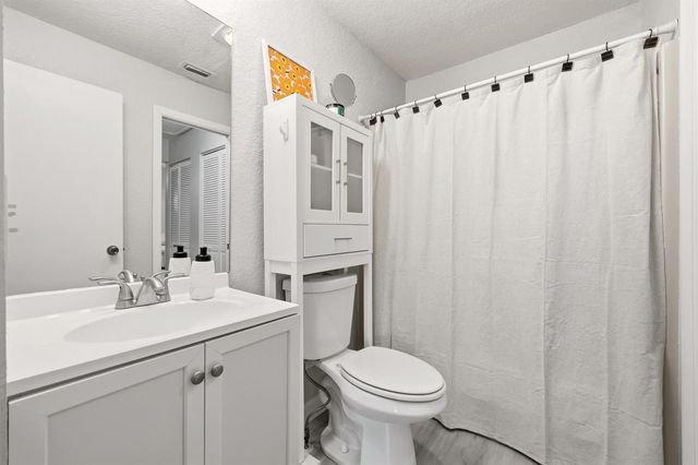 8227 SE Croft Circle K-7, Hobe Sound, FL 33455