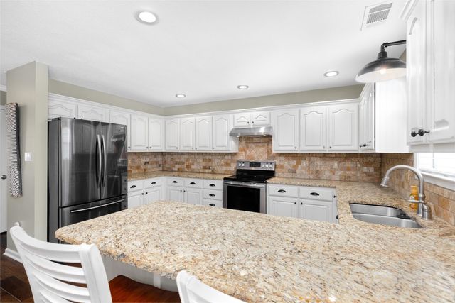 897 CHARLES PL, Munford, TN 38058