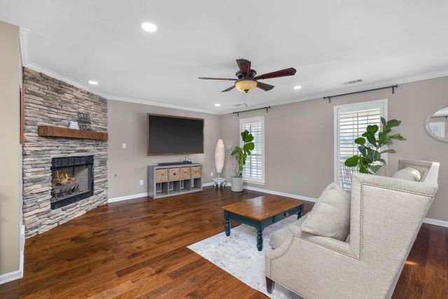 897 CHARLES PL, Munford, TN 38058