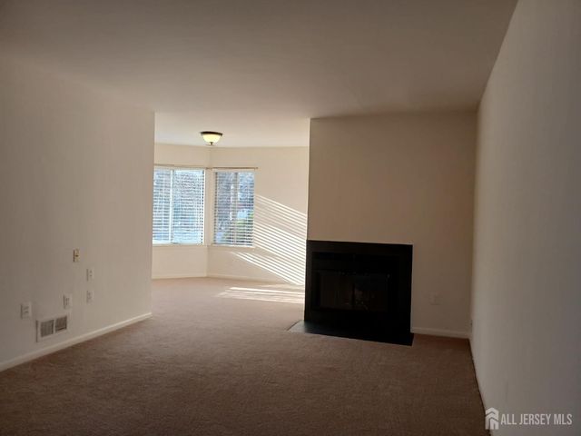 1081 Schmidt Lane, North Brunswick, NJ 08902