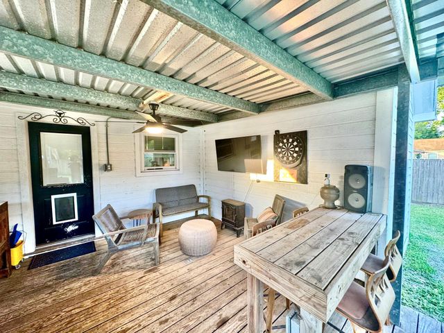 11837 13th Street, Santa Fe, TX 77510