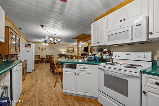 680 Broad Creek Loop Road, Newport, NC 28570