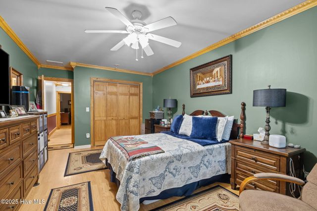 680 Broad Creek Loop Road, Newport, NC 28570